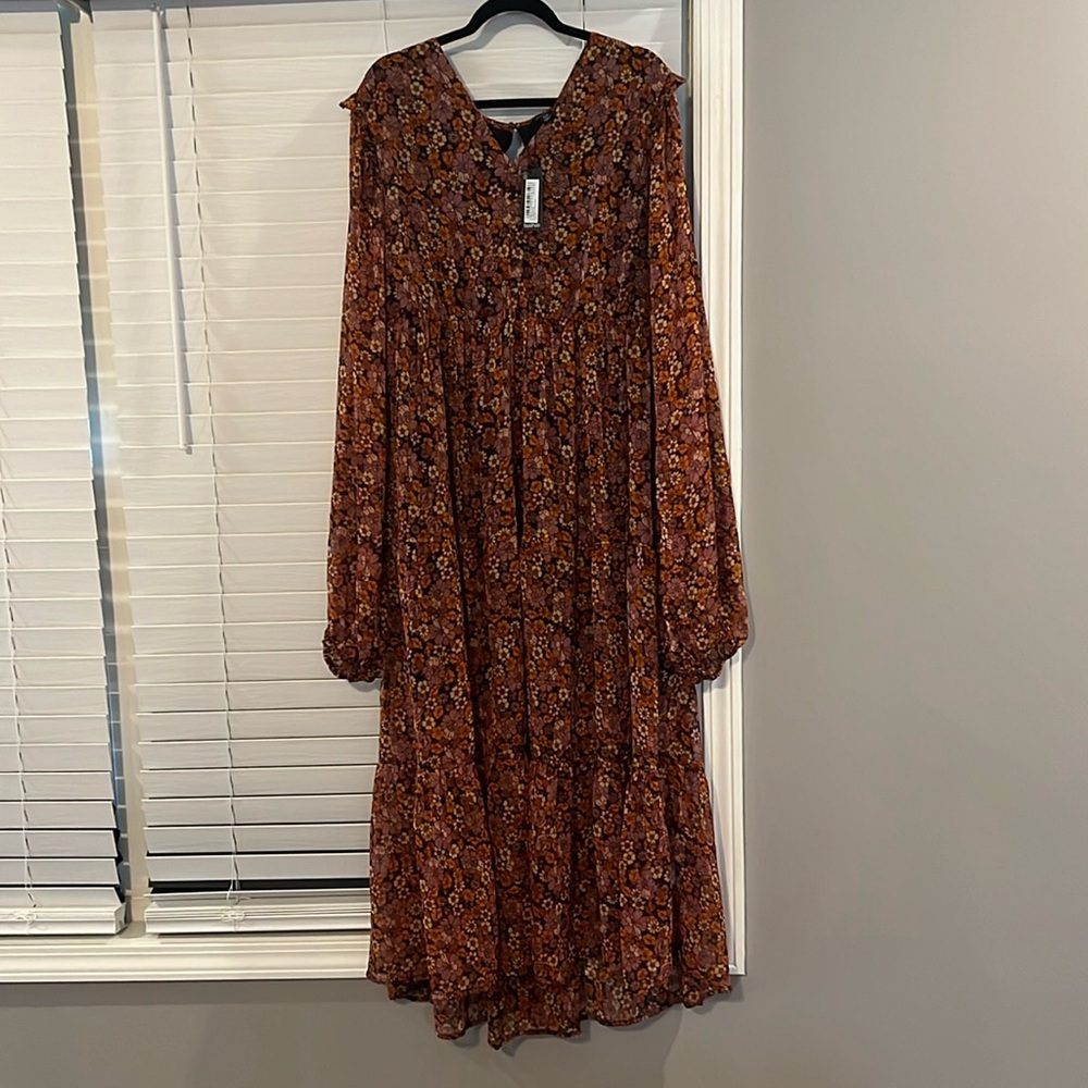 Boohoo chiffon floral maxi dress